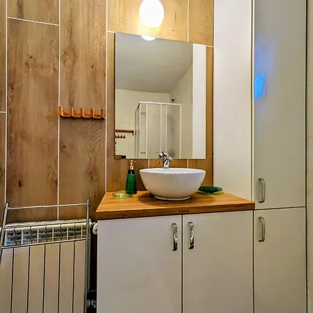 Dom Na Skarpie Z Widokiem Na Jezioro, Z Kominkiem I Garazem Tatil Evi