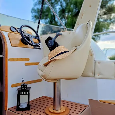 Tatil Evi Dom Na Skarpie Z Widokiem Na Jezioro, Z Kominkiem I Garazem *