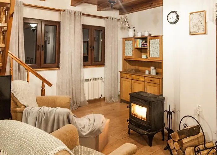 Dom Na Skarpie Z Widokiem Na Jezioro, Z Kominkiem I Garazem Prázdninový dům