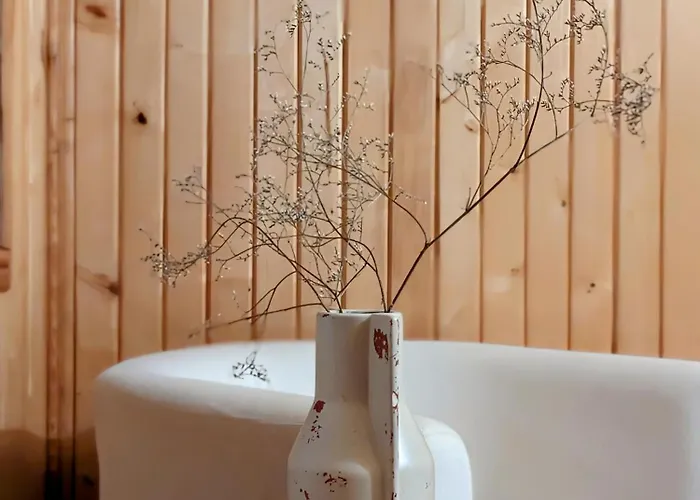 Dom Na Skarpie Z Widokiem Na Jezioro, Z Kominkiem I Garazem *