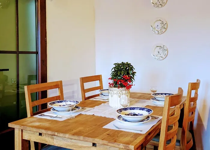 Prázdninový dům Dom Na Skarpie Z Widokiem Na Jezioro, Z Kominkiem I Garazem