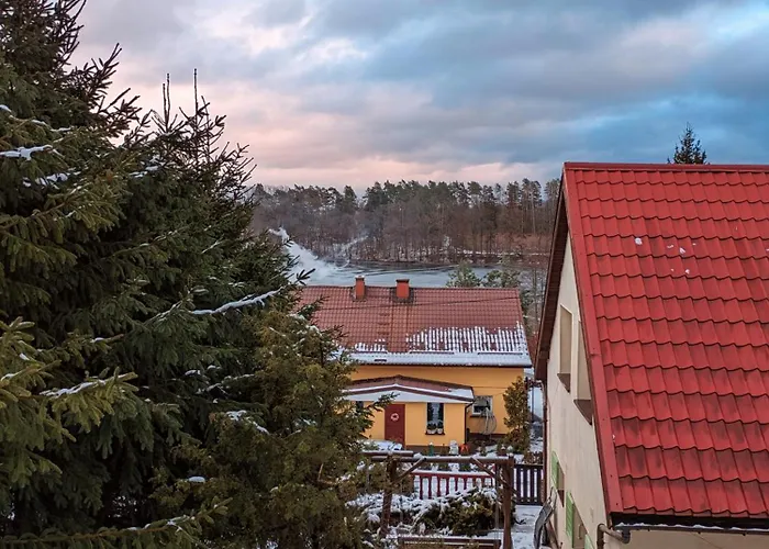 Dom Na Skarpie Z Widokiem Na Jezioro, Z Kominkiem I Garazem 度假居