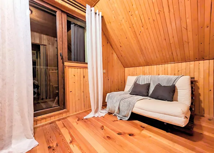 Dom Na Skarpie Z Widokiem Na Jezioro, Z Kominkiem I Garazem *